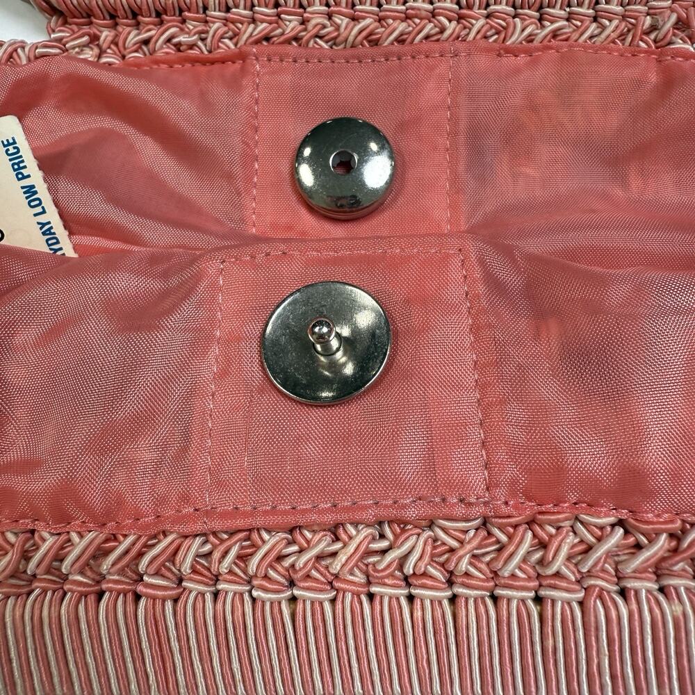 NWT Vintage Crochet Knit Pink Handbag Wooden Handle 12x10x2 Purse Boho Hippie - Picture 3 of 8